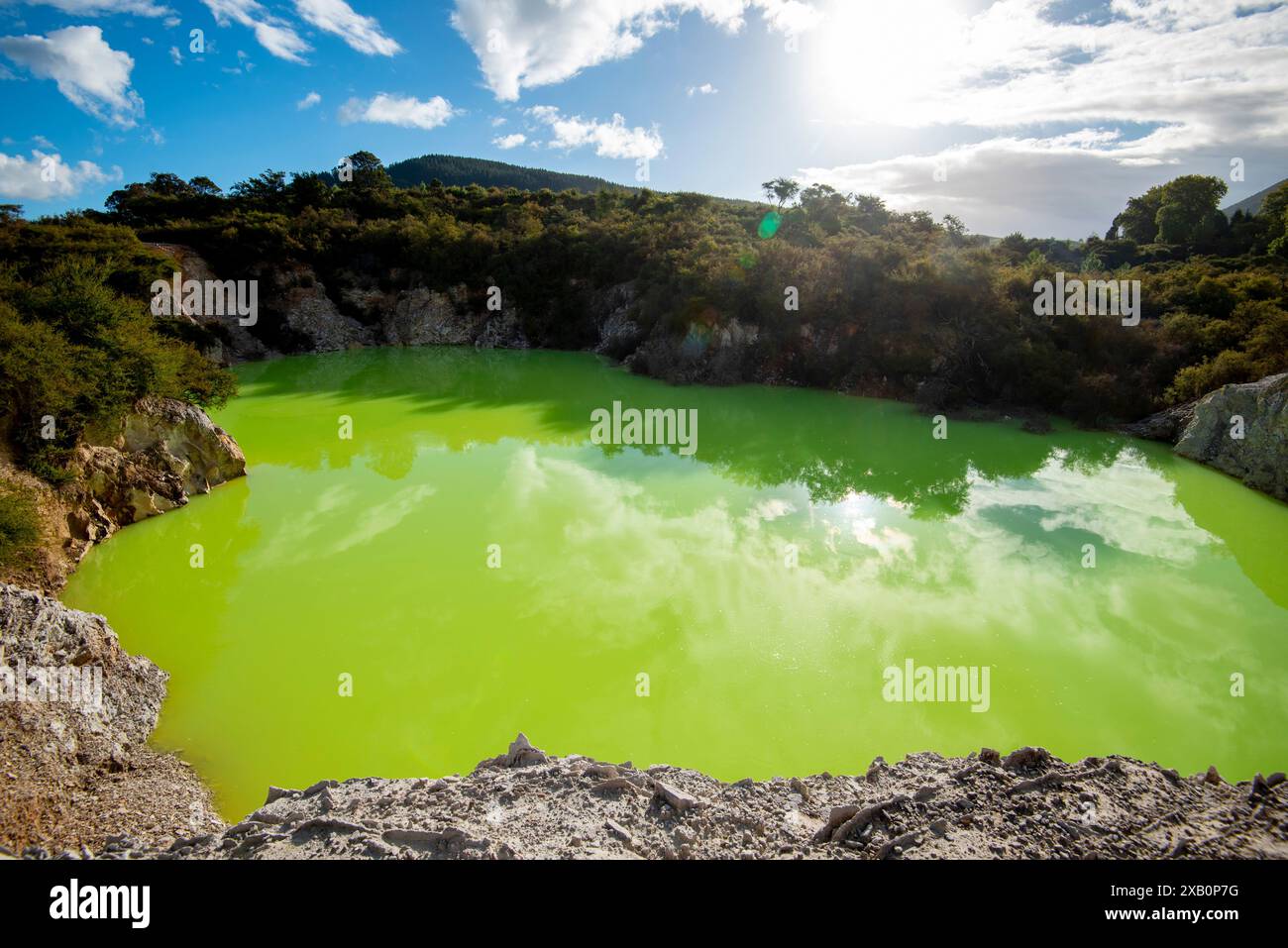 Bagno geotermico del Diavolo a Waiotapu - nuova Zelanda Foto Stock