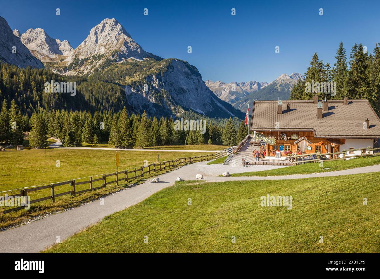 Geografia / viaggi, Austria, Tirolo, Ehrwald, Alpeggio Ehrwald nella valle del Gaistal sopra, DIRITTI-AGGIUNTIVI-INFORMAZIONI-NON-DISPONIBILI Foto Stock