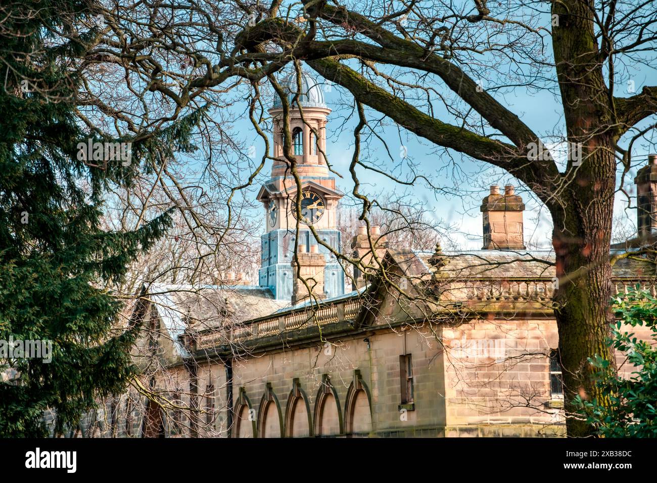 Torre dell'orologio del cortile presso Nostell Priory, Nostell, vicino a Wakefield, West Yorkshire, Inghilterra, REGNO UNITO Foto Stock