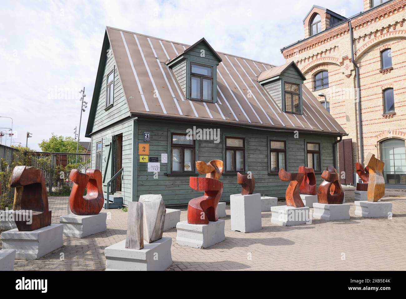 Casa del ghetto di riga, presso il Museo lettone dell'Olocausto, che un tempo ospitava 30 abitanti durante l'epoca nazista. Foto Stock
