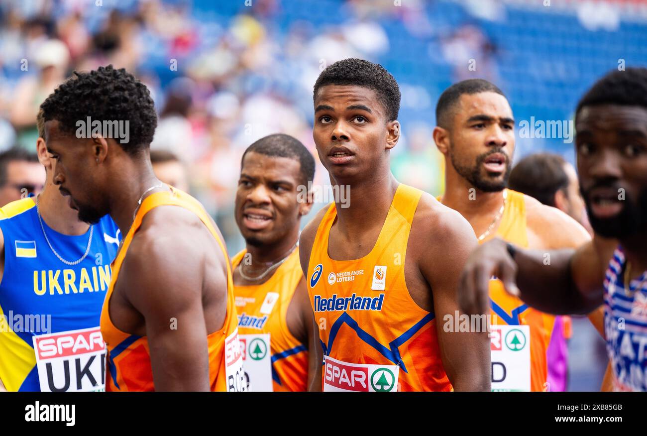 ROMA - Ramsey Angela, Isaya Klein Ikkink, Terrence Agard e Isayah Boers in azione nella staffetta maschile 4x400 m nella quinta giornata dei Campionati europei di atletica leggera. ANP IRIS VAN DEN BROEK Foto Stock
