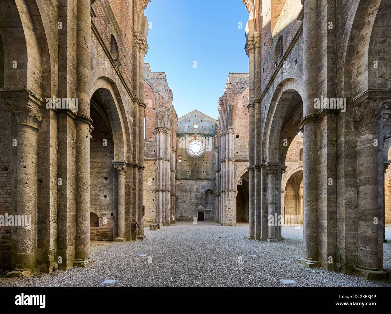 Abbazia gotica italiana di San Galgano (Abbazia di San Galgano), Toscana, Italia Foto Stock