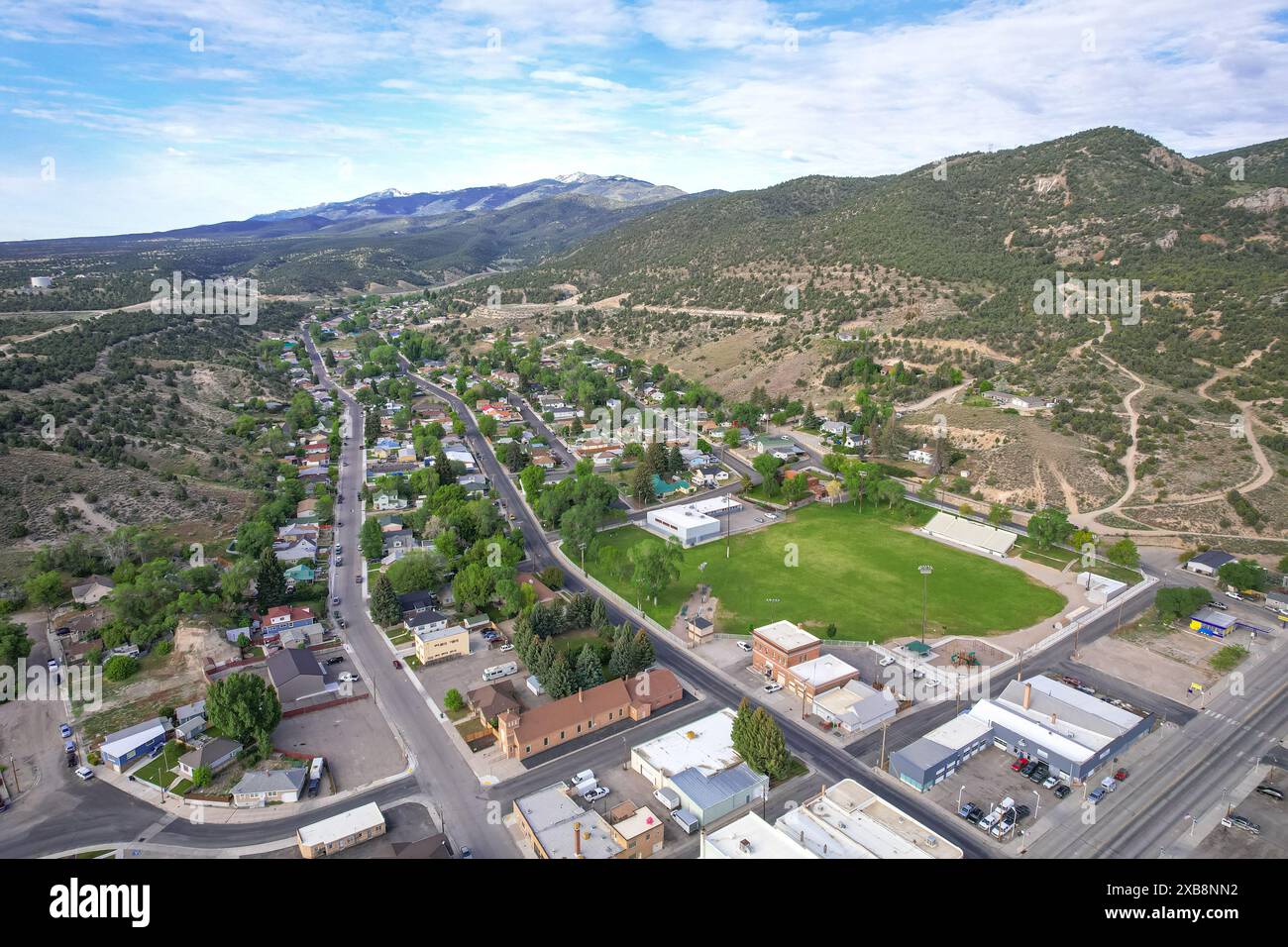 Murry Canyon è uno dei quartieri residenziali di Ely, il Nevada, qui raffigurato con Ward Mountain sullo sfondo. Foto Stock