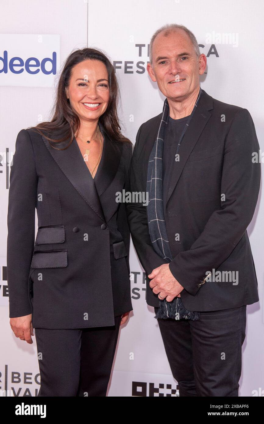 New York, Stati Uniti. 9 giugno 2024. Laura Warner ed Evan Williams partecipano alla prima di ''The Crane's Call'' durante il Tribeca Festival 2024 allo SVA Theater di New York, New York, USA, il 9 giugno 2024. (Foto di Thenews2/NurPhoto) crediti: NurPhoto SRL/Alamy Live News Foto Stock