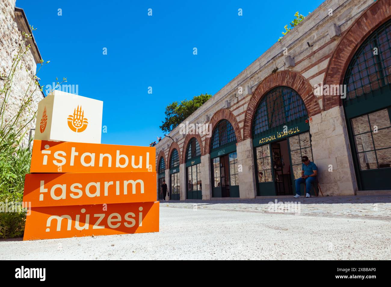 Istanbul Tasarim Muzesi o Istanbul Design Museum a Suleymaniye. Edifici storici recentemente restaurati del complesso Suleymaniye. Istanbul, Turkiye - 6.8.2 Foto Stock