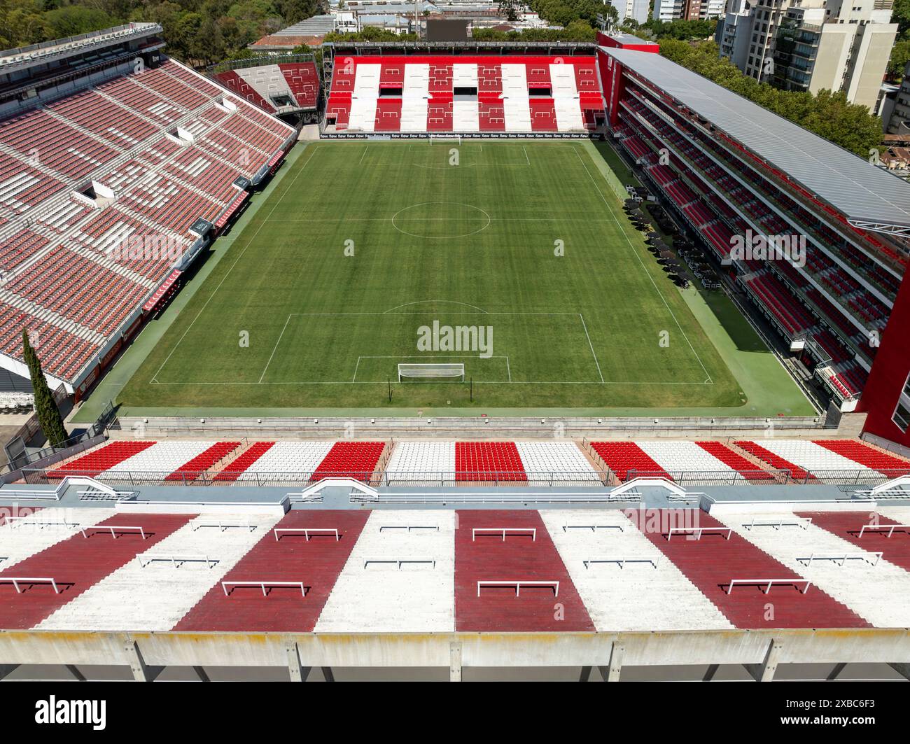 Buenos Aires, Argentina, 22 febbraio 2023: Veduta aerea dello stadio Jorge Luis Hirschi, Club Estudiantes de la Plata, ('Pincha'). Foto Stock