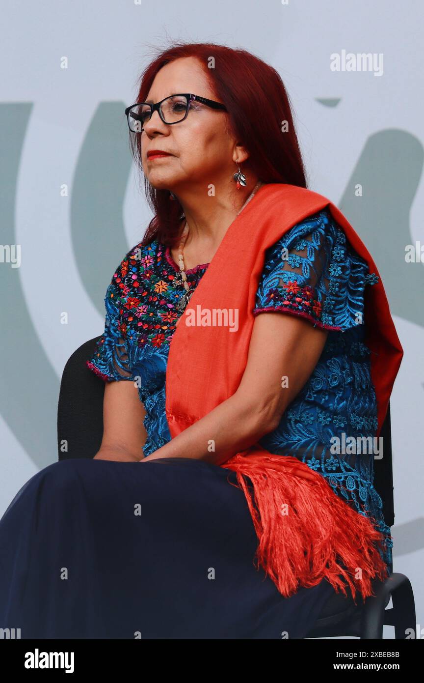 Leticia Ramirez Amaya, ministro dell'istruzione durante la cerimonia di bandiera della delegazione messicana che parteciperà ai Giochi Olimpici di Parigi 2024, presso il Palazzo Nazionale. (Credit Image: © Carlos Santiago/eyepix via ZUMA Press Wire) SOLO PER USO EDITORIALE! Non per USO commerciale! Foto Stock