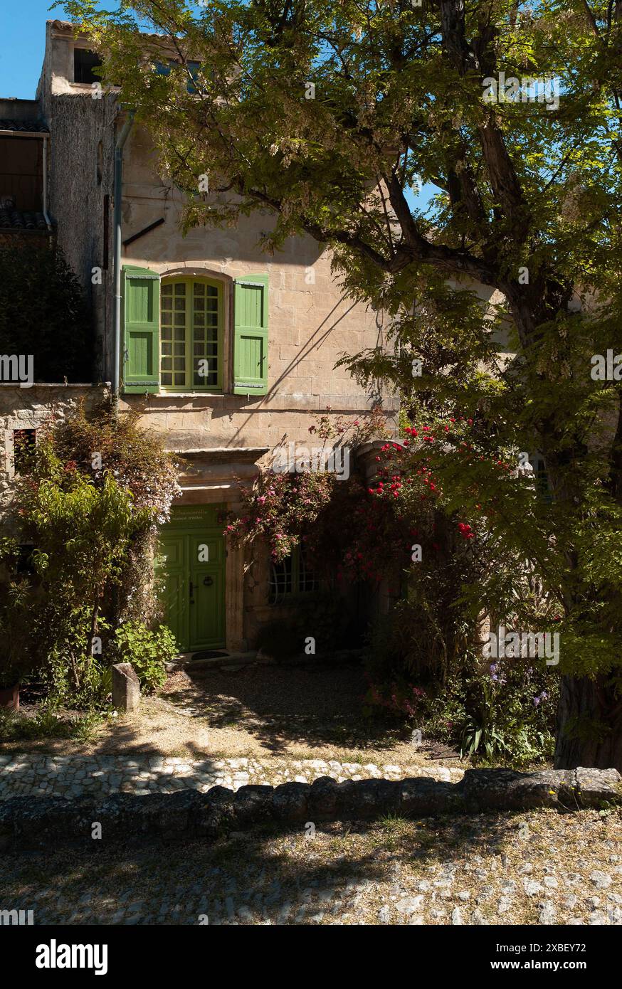 Casa in Rue des Ecoles, Oppède-le-Vieux, Provenza, Francia meridionale Foto Stock