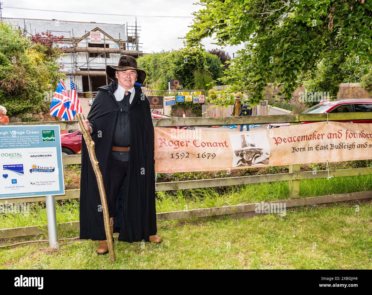 East Budleigh Village Scarecrow Festival in aiuto di tutti i Santi Chiesa. Foto Stock