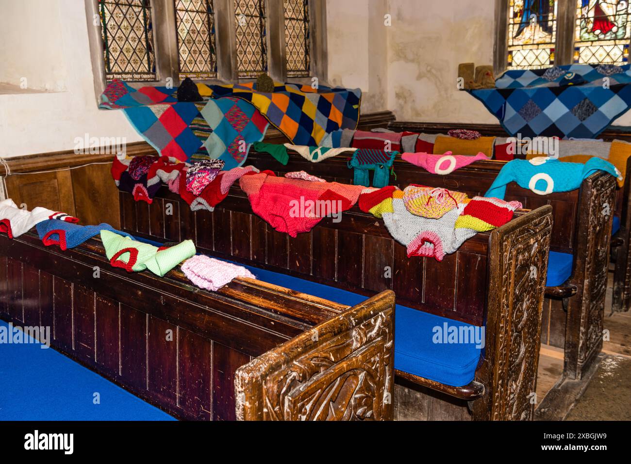 East Budleigh Village Scarecrow Festival in aiuto di tutti i Santi Chiesa. Foto Stock