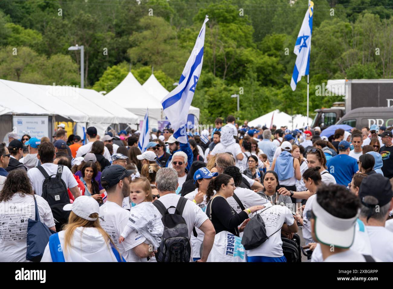 Oltre 40.000 persone partecipano alla marcia annuale UJA (United Jewish Appeal Federation of Greater Toronto) per Israele. Foto Stock