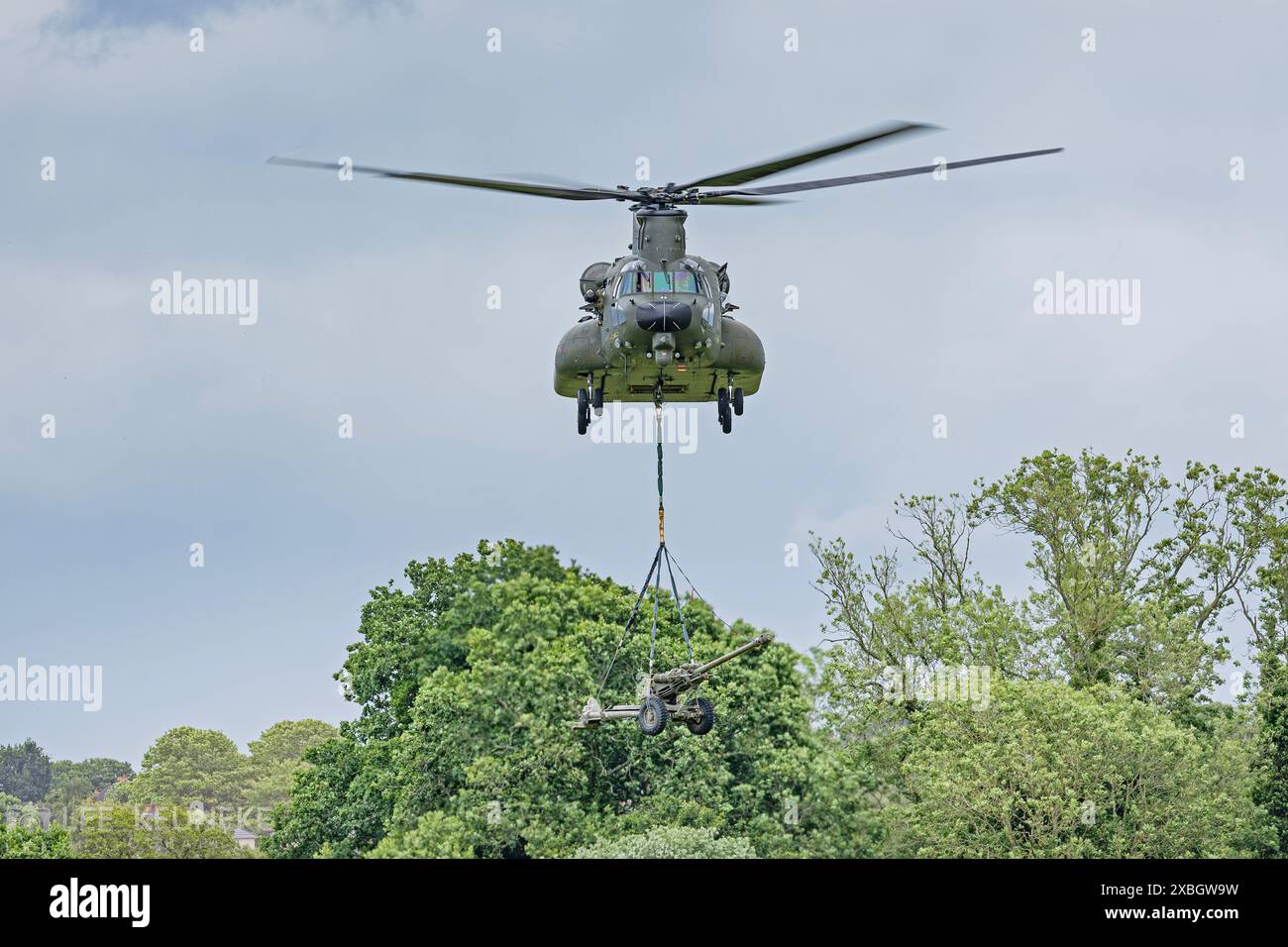 Chinook display Team Role Demo, RAF Cosford Airshow, Midlands, Regno Unito, 9 maggio 2024 Foto Stock