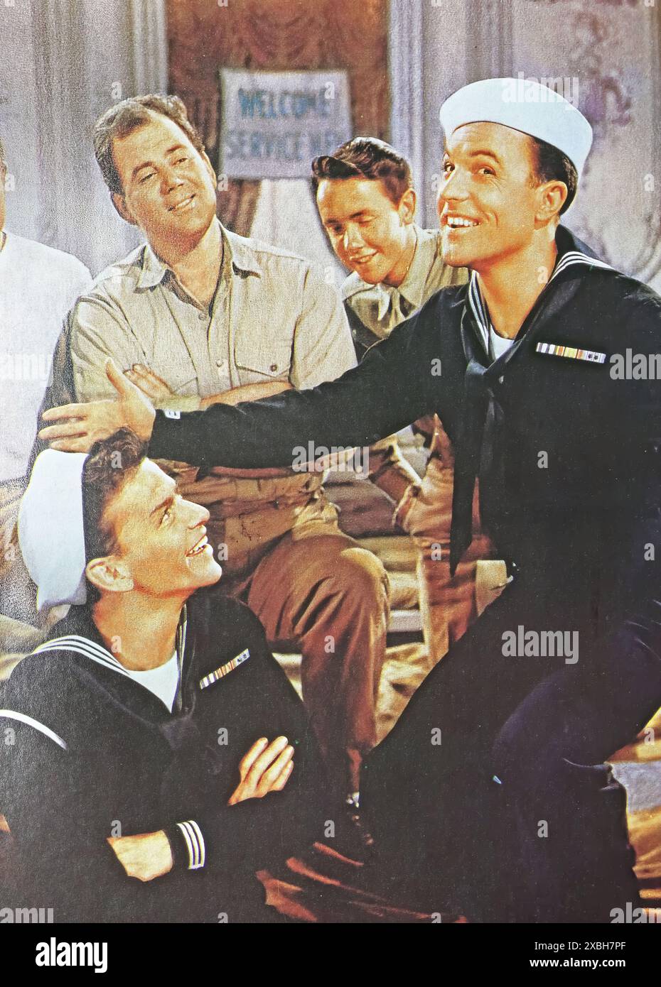 Viersen, Germania - 9 maggio. 2024: Scena cinematografica dal film musicale Anchors aweigh con Frank Sinatra e Gene Kelly del 1945 Foto Stock