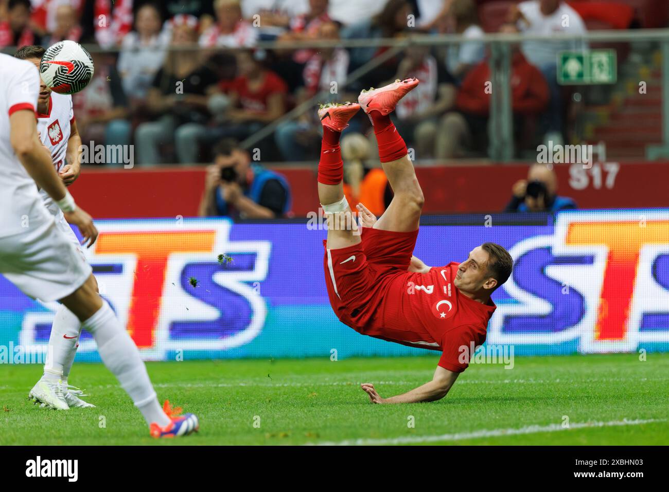 Kerem Akturkoglu (Turchia) visto in azione durante l'amichevole tra le squadre nazionali di Polonia e Turchia al PGE Narodowy. Punteggio finale; Polonia 2 : 0 Turchia. Foto Stock