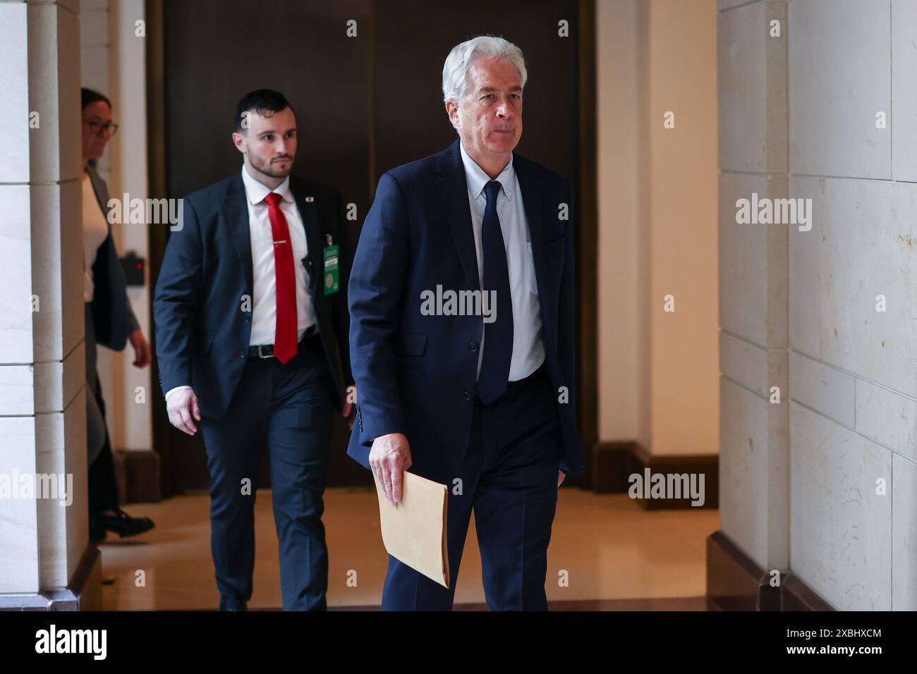 Washington, Stati Uniti. 12 giugno 2024. Il direttore della Central Intelligence Agency William J. Burns partecipa a un'audizione chiusa della sottocommissione sulla difesa condotta dal comitato per gli stanziamenti del Senato presso il Campidoglio degli Stati Uniti a Washington DC, mercoledì 12 giugno 2024. Foto di Jemal Countess/UPI credito: UPI/Alamy Live News Foto Stock
