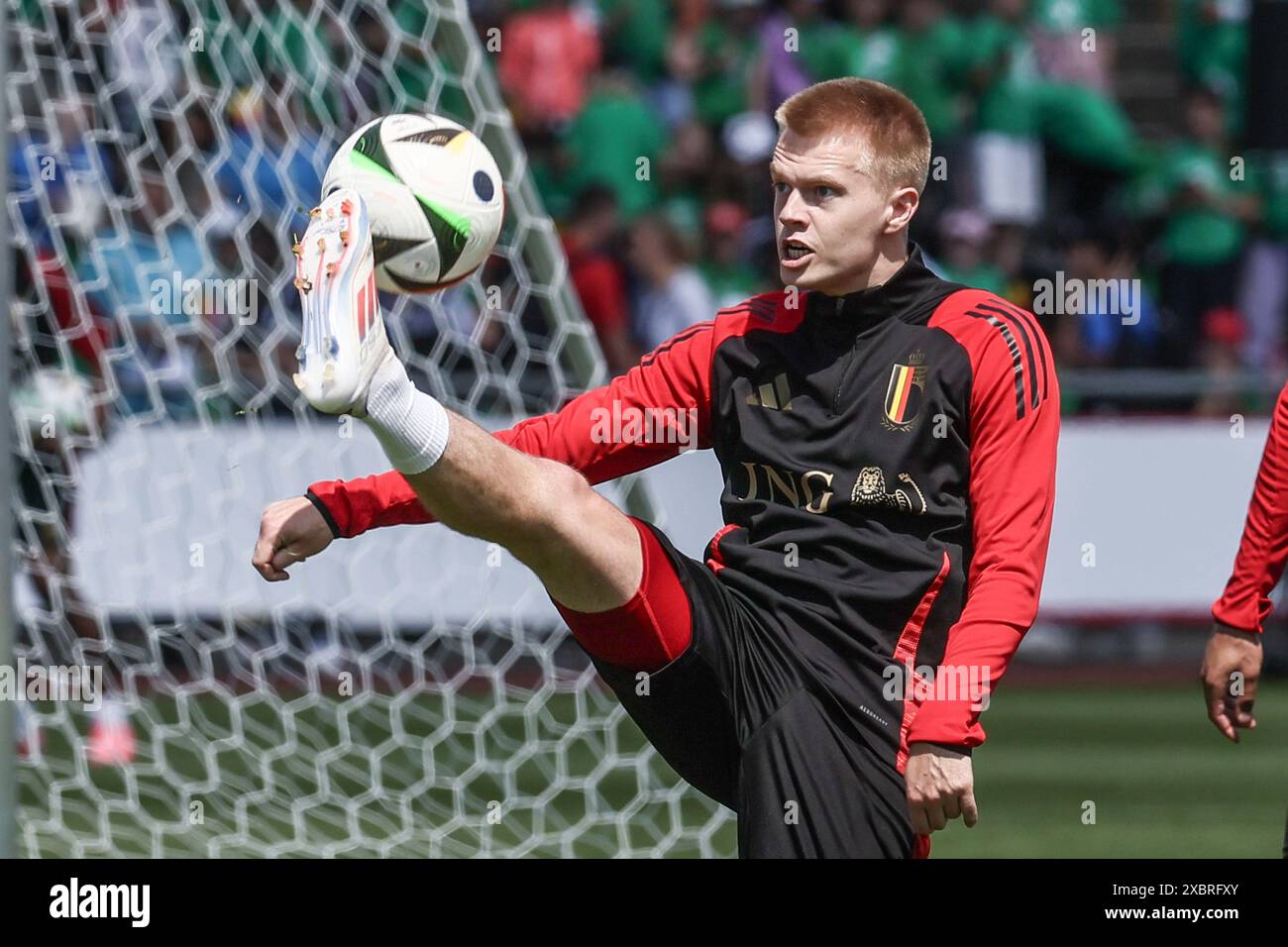 Freiberg, Germania. 13 giugno 2024. Arthur Vermeeren, in Belgio, raffigurato durante una sessione di allenamento della nazionale belga di calcio Red Devils, giovedì 13 giugno 2024 nel loro campo base a Freiberg am Neckar, in Germania, in preparazione dei Campionati europei di calcio UEFA Euro 2024. I Red Devils giocano nel gruppo F ai Campionati europei di Europa 2024 in Germania. BELGA PHOTO BRUNO FAHY credito: Belga News Agency/Alamy Live News Foto Stock