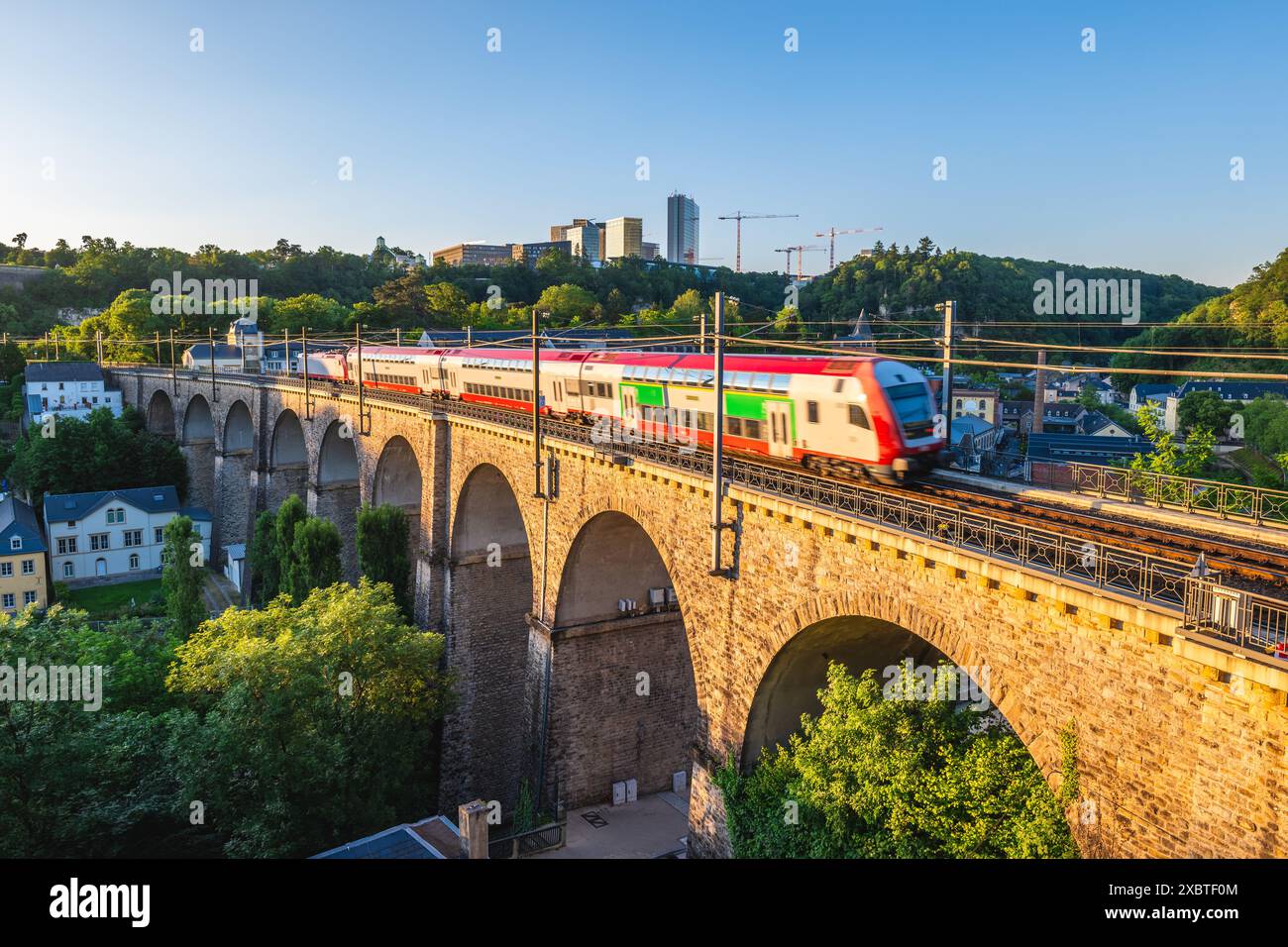 Passerelle, noto anche come viadotto del Lussemburgo, un viadotto nella città di Lussemburgo, nel sud del Lussemburgo. Foto Stock