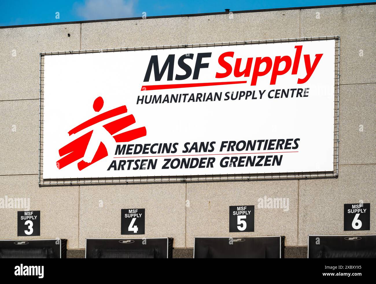 Neder-over-Heembeek, Belgio, 8 giugno 2024 - il centro di approvvigionamento umanitario dell'ONG Médecins sans Frontières - Artsen Zonder Grenzen Foto Stock