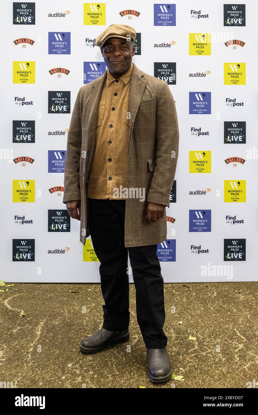 Londra, Regno Unito. 13 giugno 2024. Paterson Joseph, attore, partecipa alla cerimonia di premiazione del Premio femminile per la narrativa 2024 e del Premio femminile inaugurale per la non-narrativa a Bedford Square Gardens. Crediti: Stephen Chung / Alamy Live News Foto Stock