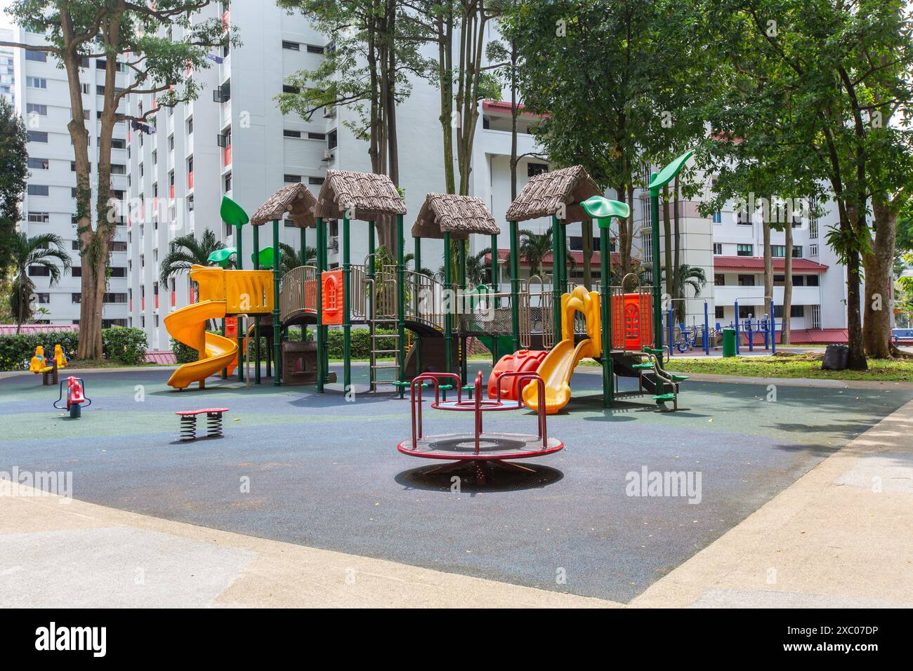 Design di parchi giochi per bambini. Una comunità sociale per bambini di diverse razze, etnie, religioni per giocare, legare e divertirsi insieme. Singapore. Foto Stock