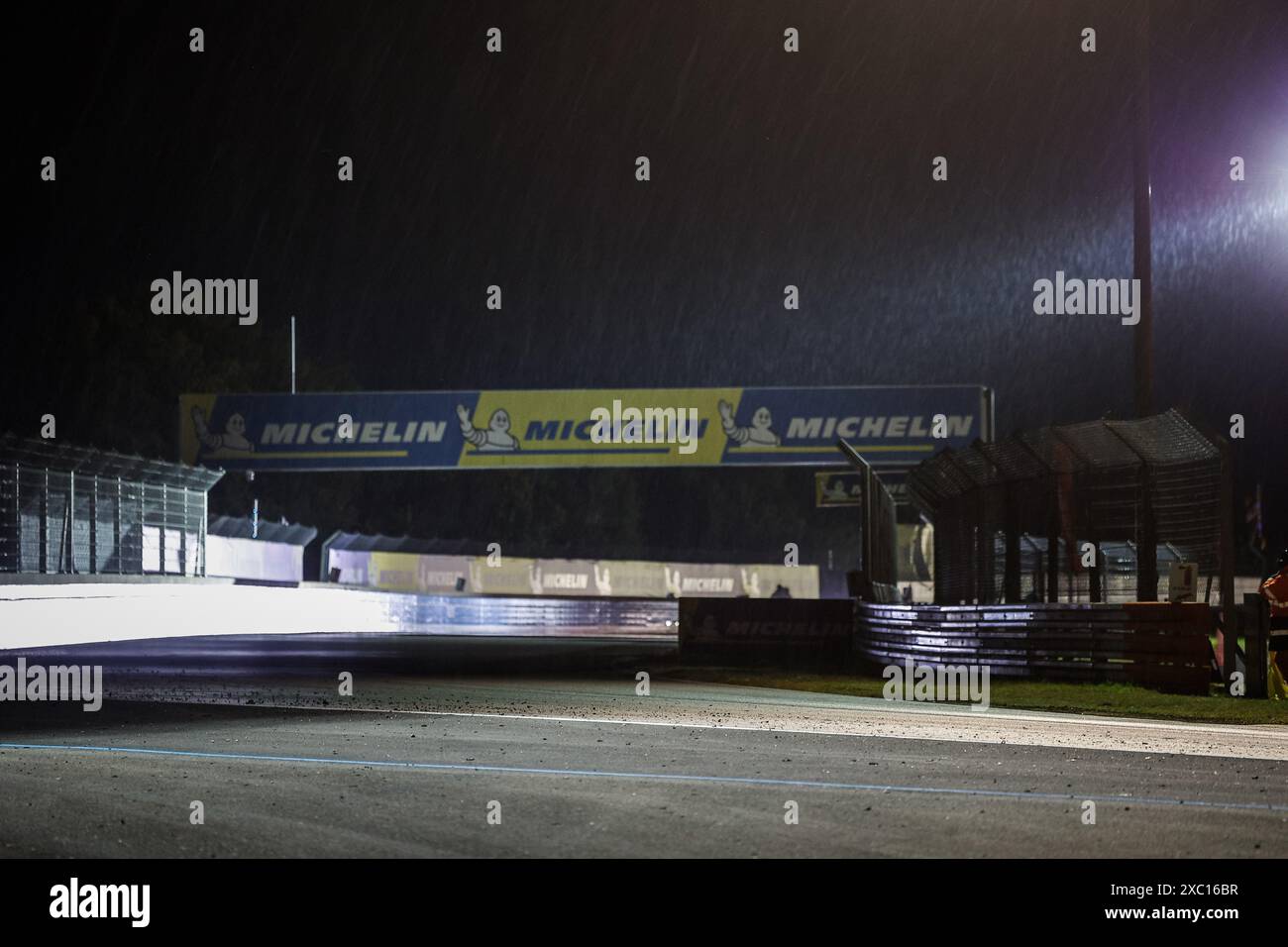 Le Mans, Francia, 13 giugno 2024, durante le prove libere 4 della 24 ore di le Mans 2024, 4° round del Campionato del mondo Endurance FIA 2024, sul circuito des 24 Heures du Mans, il 13 giugno 2024 a le Mans, Francia Foto Stock