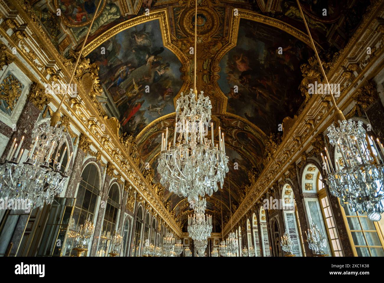 La sontuosa sala degli specchi a Versailles Palace - Francia Foto Stock