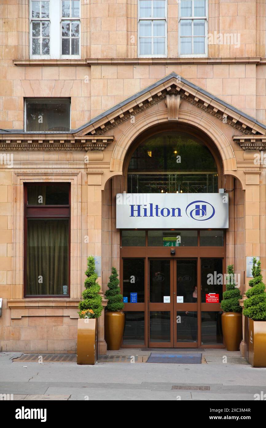 LONDRA, Regno Unito - 14 MAGGIO 2012: Hilton Hotel a Londra, Regno Unito. Hilton e' una popolare catena alberghiera di fascia alta gestita da Hilton Worldwide. Foto Stock