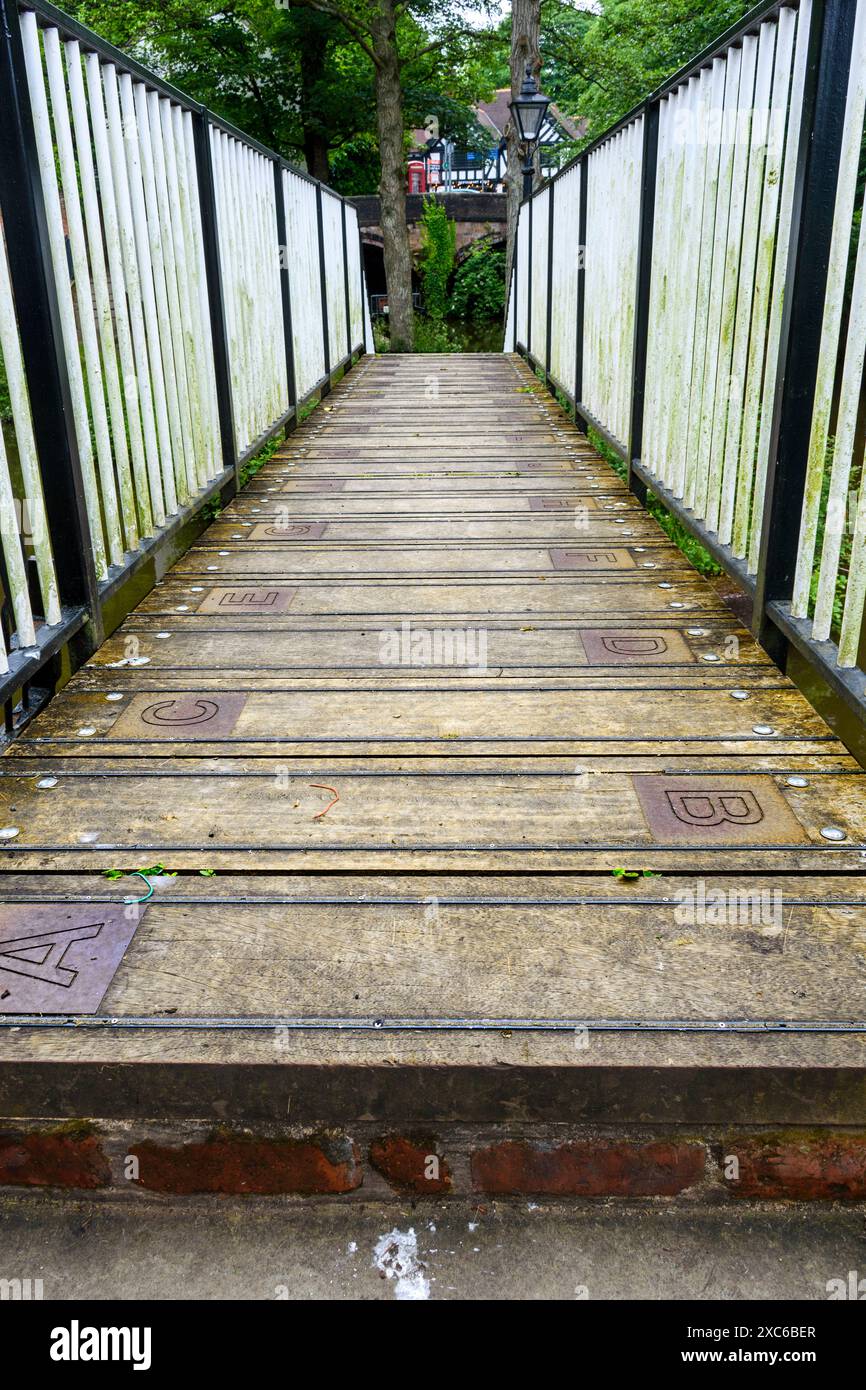 The Alphabet Bridge, Worsley Delph, Salford, Greater Manchester, Inghilterra, REGNO UNITO Foto Stock