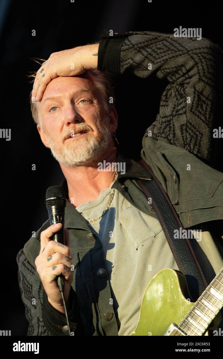 Donington, Regno Unito. 13 giugno 2024. Queens of the Stone Age è il protagonista del primo giorno del Download Festival. Cristina Massei/Alamy notizie in diretta Foto Stock