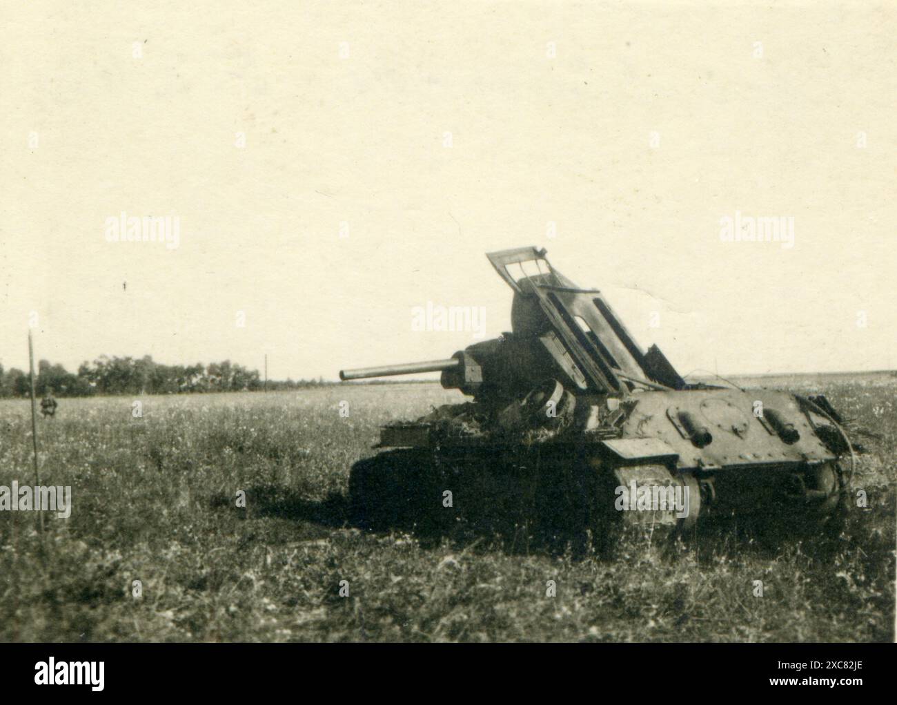 Carro armato russo abbandonato a dubrovka, Russia - 5 luglio 1942 Foto Stock