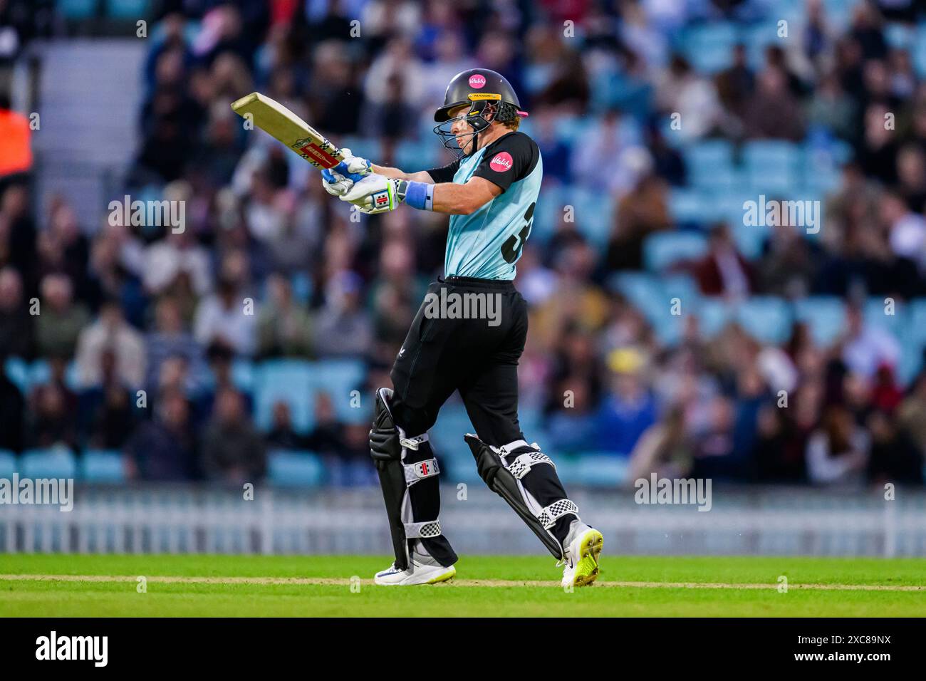 LONDRA, REGNO UNITO. 14 giugno, 24. Ollie Pope del Surrey Cricket Club (capitano) in azione durante Surrey vs Gloucestershire - Vitality Blast al Kia Oval venerdì 14 giugno 2024 a LONDRA INGHILTERRA. Crediti: Taka Wu/Alamy Live News Foto Stock