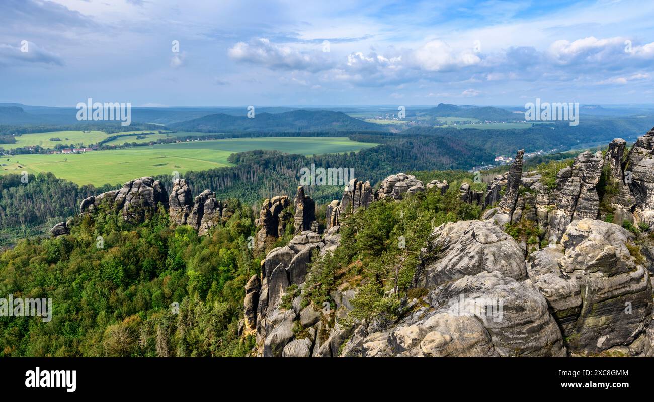 Le Schrammsteine Rocks della Svizzera sassone, Bad Schandau, Germania Foto Stock
