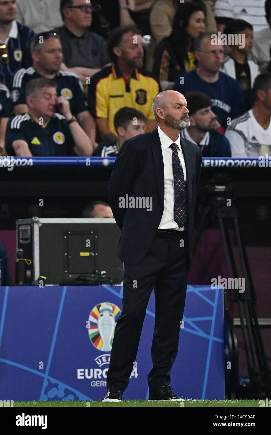 MONACO DI BAVIERA, GERMANIA - 14 GIUGNO: il manager Steve Clarke durante la partita a gironi di UEFA EURO 2024 tra Germania e Scozia alla Munich Football Arena di J Foto Stock