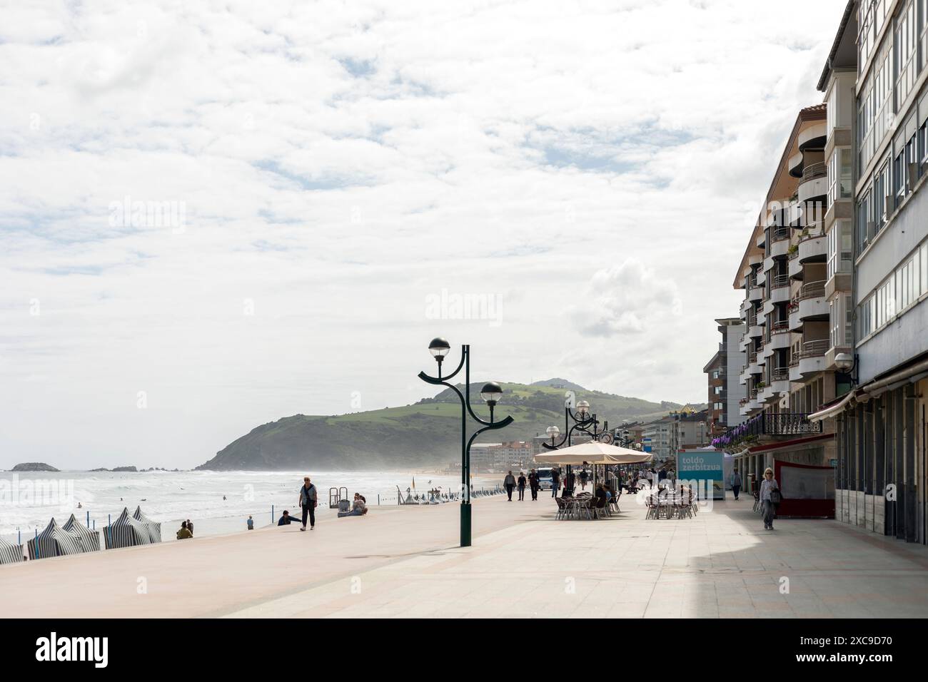 Lungomare di Zarautz Foto Stock