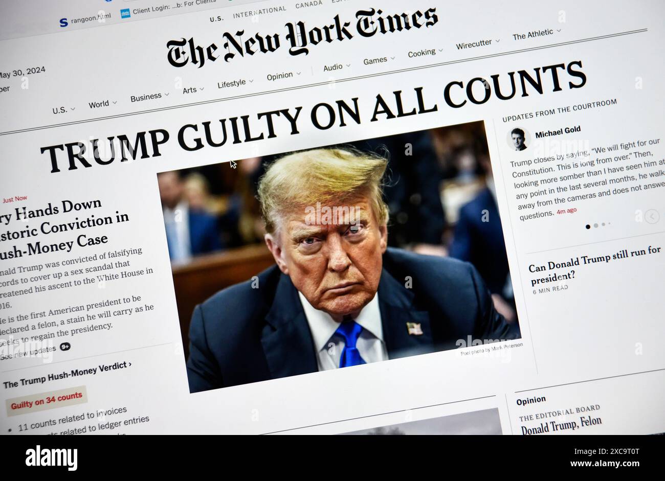 Uno screenshot della versione online del New York Times che riporta le condanne per crimini di Donald Trump da parte di una giuria il 30 maggio 2024. Foto Stock