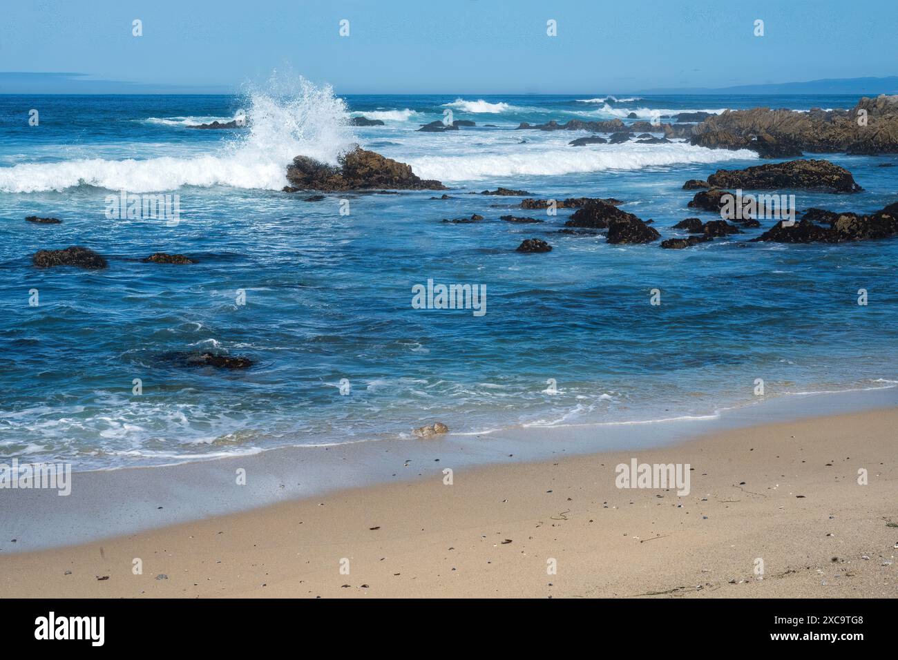 Monterey Bay, California, costa in una giornata di sole. Foto Stock