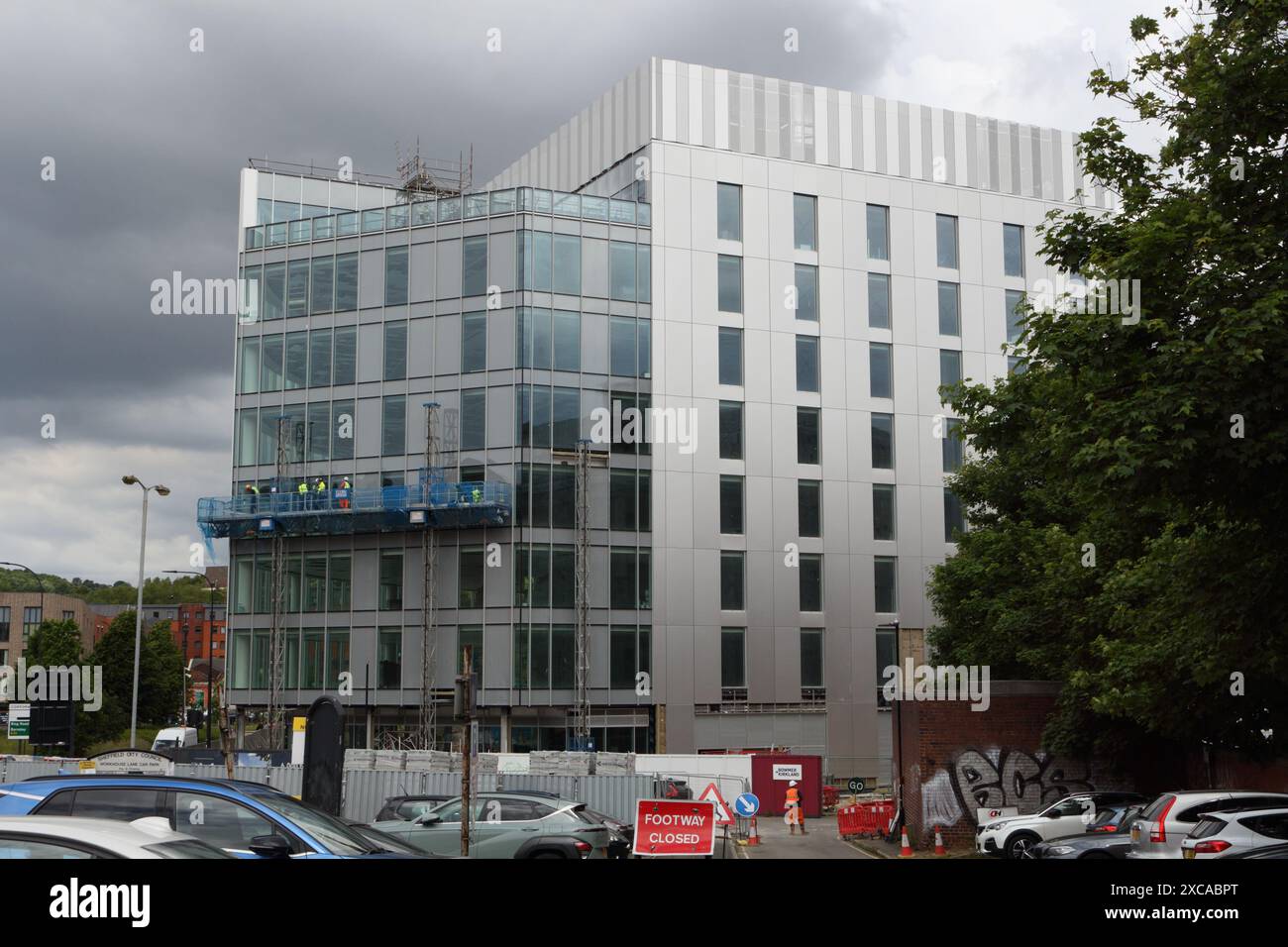 Nuovo edificio commerciale in metallo in costruzione in Corporation Street Sheffield, Inghilterra, Regno Unito Foto Stock