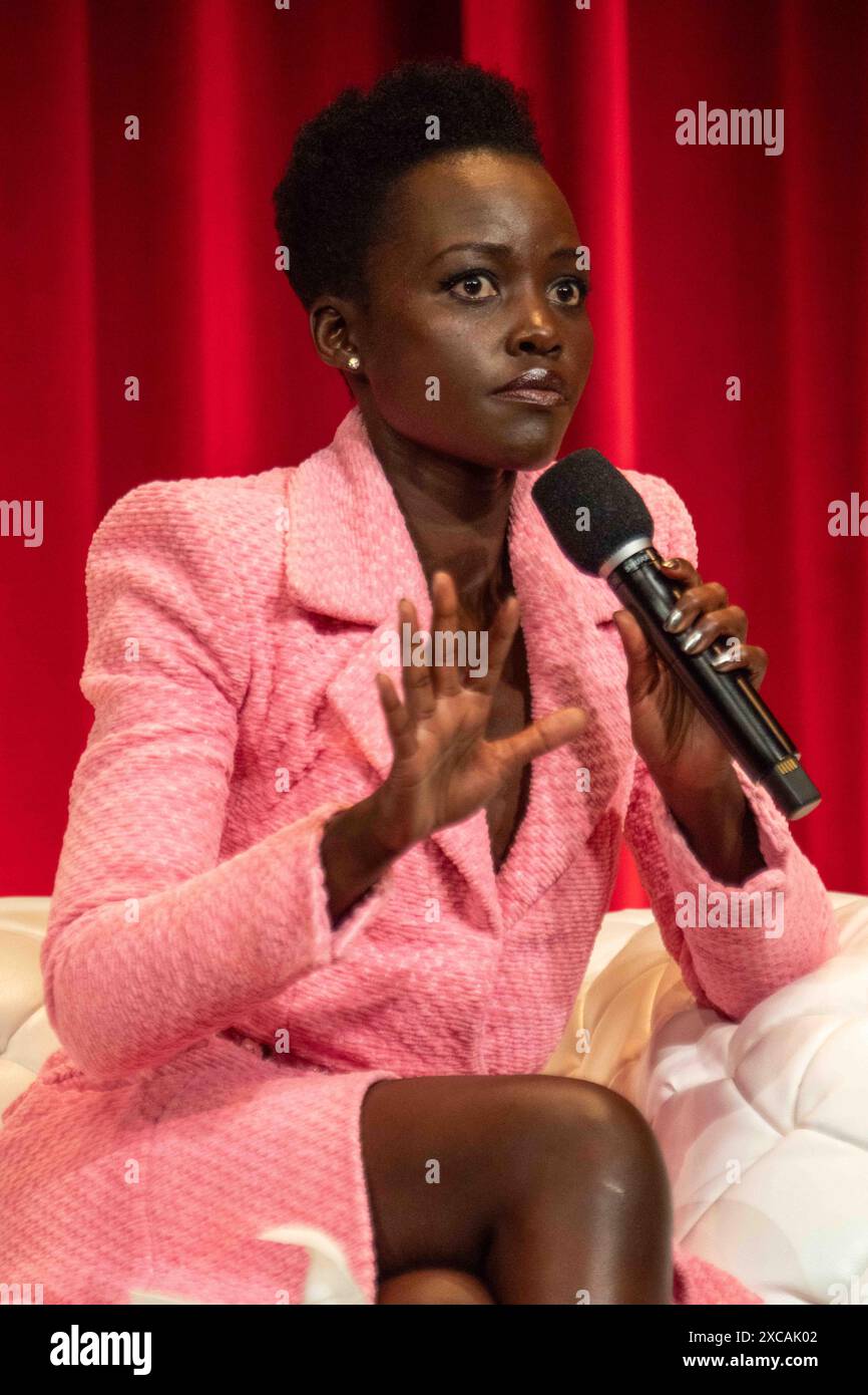 14 giugno 2024, Beverly Hills, California, USA: Una serata con LUPITA NYONG’o presentata da STEVE JONES a Hollywood Confidential il 15 giugno 2024 al Samuel Goldwyn Theater di Beverly Hills, California. (Credit Image: © Drew Bly Pockets/ZUMA Press Wire) SOLO PER USO EDITORIALE! Non per USO commerciale! Foto Stock