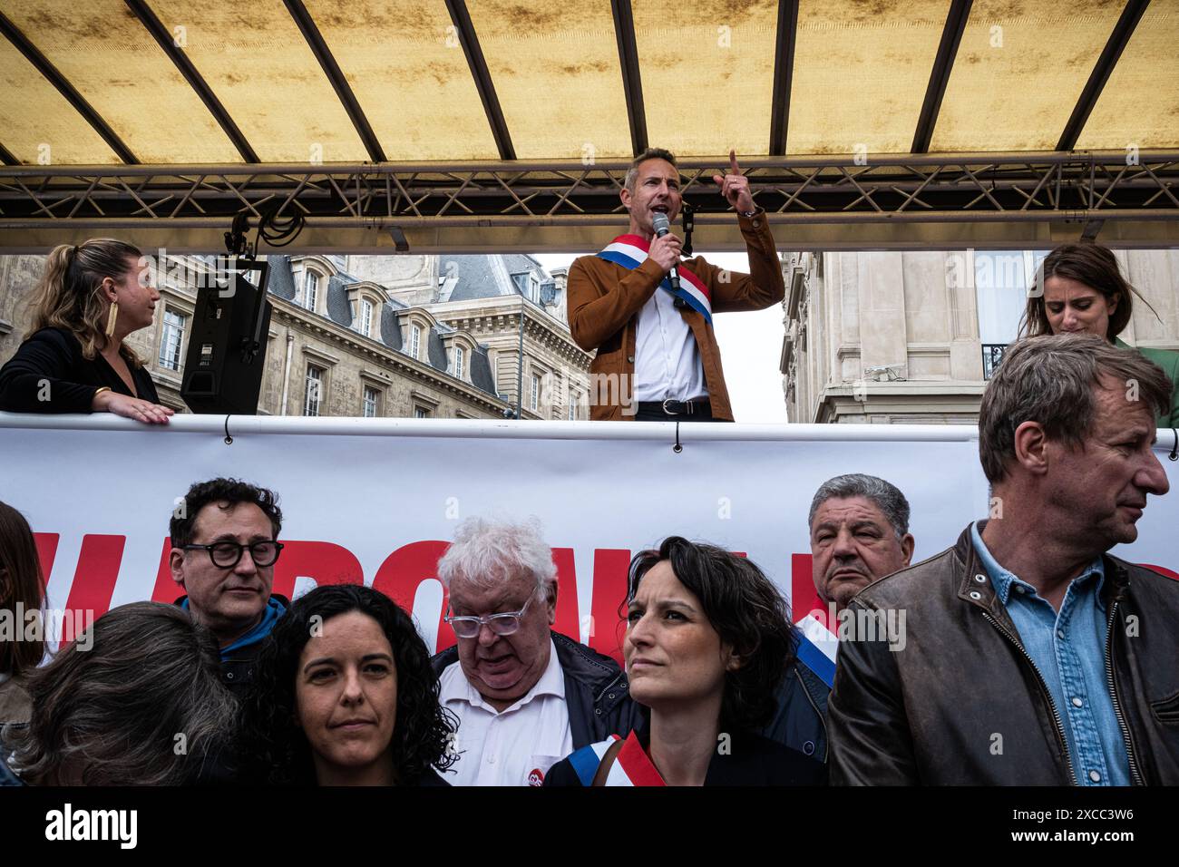 Parigi, Francia. 15 giugno 2024. Olivier Donnars/le Pictorium - dimostrazione contro l'estrema destra alla presenza del nuovo fronte Popolare - 15/06/2024 - Francia/Parigi - Ian Brossat, senatore PC per Parigi, presenta il programma del nuovo Front Populaire alla manifestazione contro l'estrema destra a Parigi. Crediti: LE PICTORIUM/Alamy Live News Foto Stock