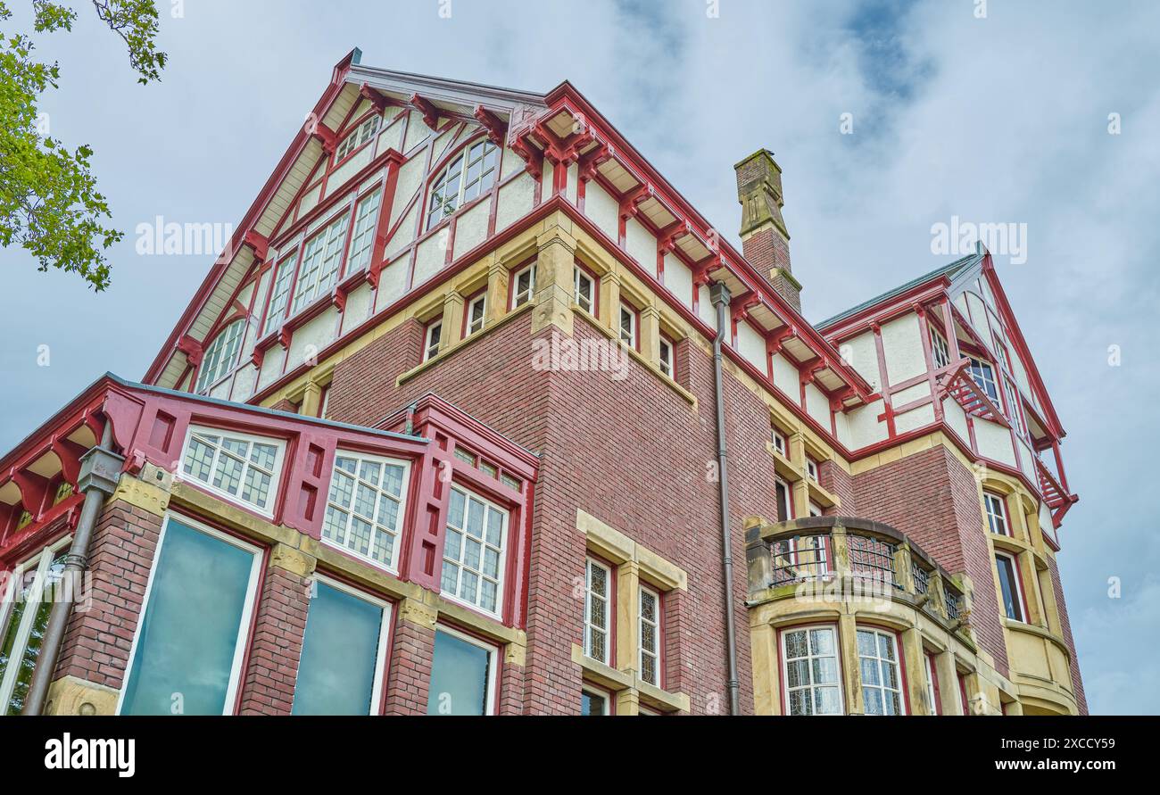 Amsterdam, Olanda, vista verso l'alto dell'edificio del museo Moco Foto Stock