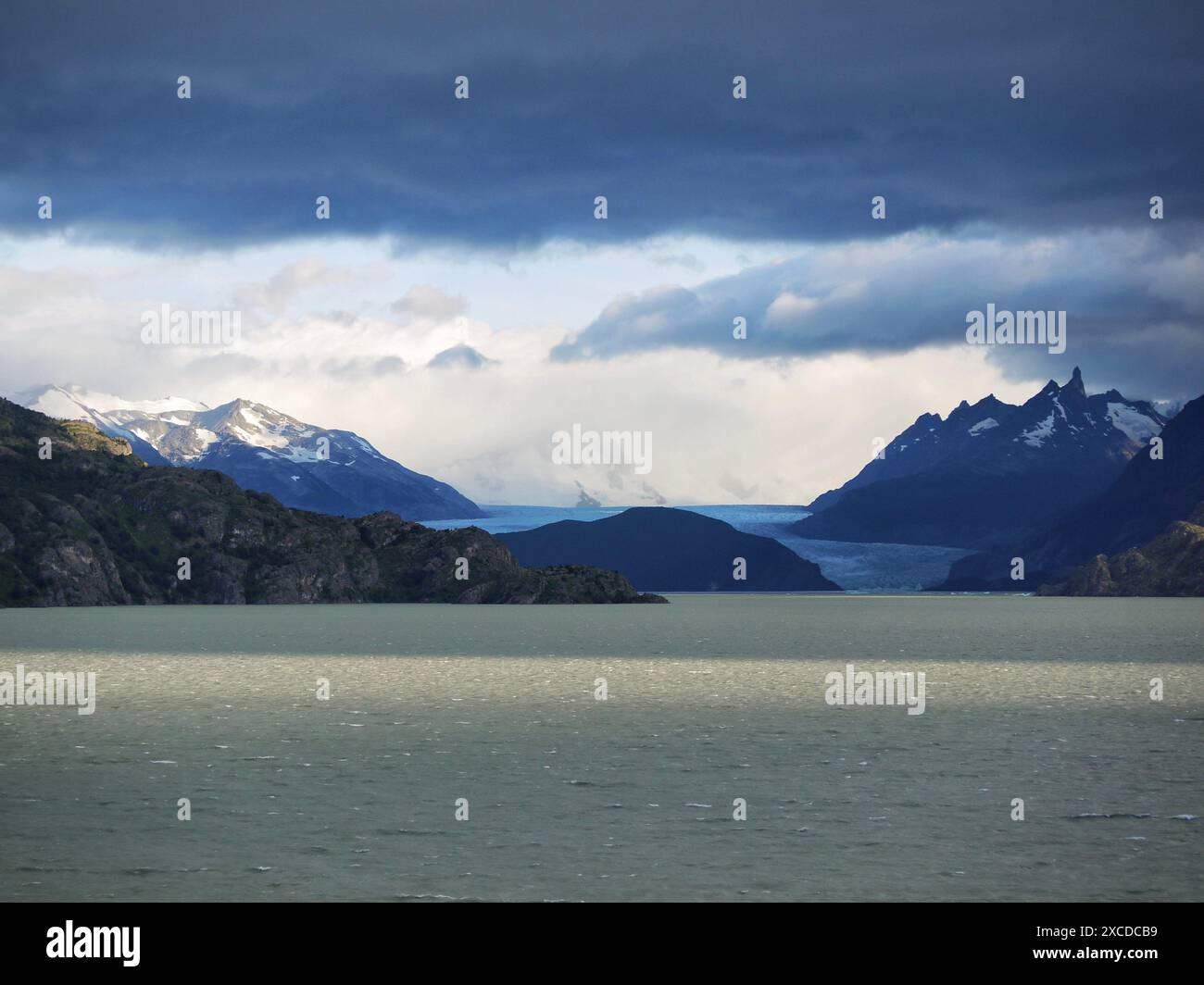 Lago Logo Grey nel parco nazionale Torres del Paine, in Patagonia cilena. Foto Stock