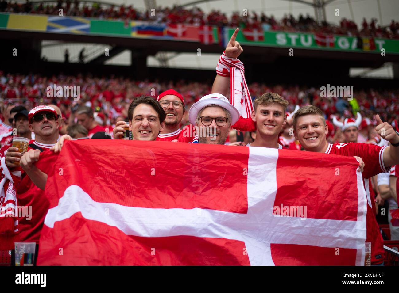 Fans von Dänemark, GER, Slovenia (SVN) vs Danimarca (DEN), Fussball Europameisterschaft, UEFA EURO 2024, gruppo C, 1. Spieltag, 16.06.2024 foto: Eibner-Pressefoto/Michael Memmler Foto Stock