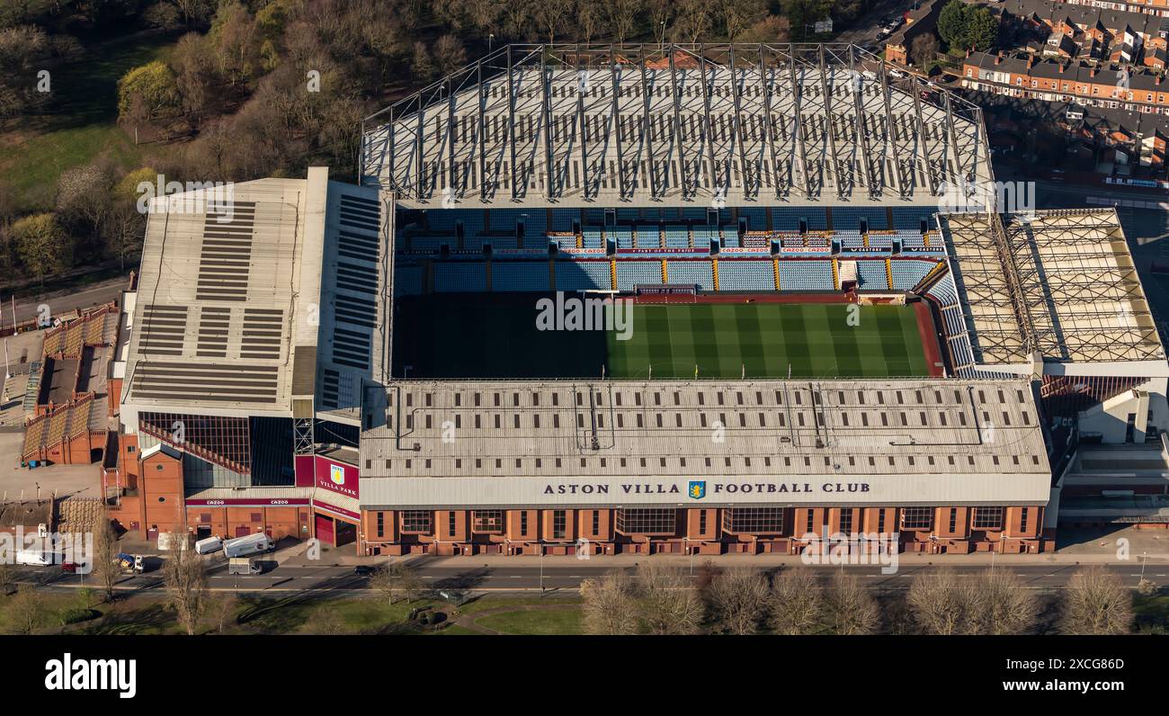 Foto aerea dello stadio Villa Park dell'Aston Villa Football Club da 1500 piedi Foto Stock