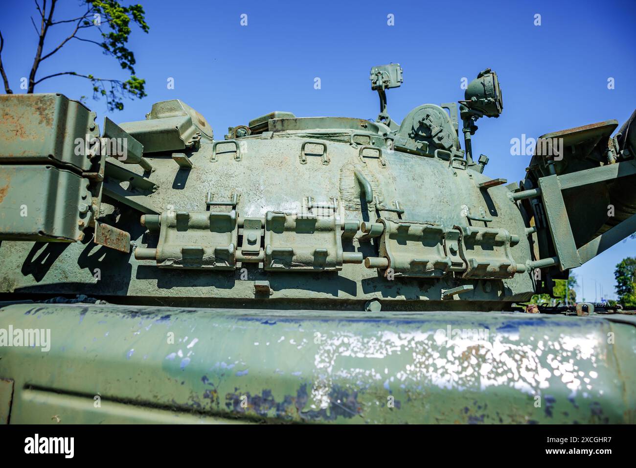 serbatoio t80, elementi di armatura reattiva di serbatoio pesante, unità di protezione dinamica del serbatoio, dispositivo di protezione, un tipo di protezione per veicoli da combattimento blindati Foto Stock
