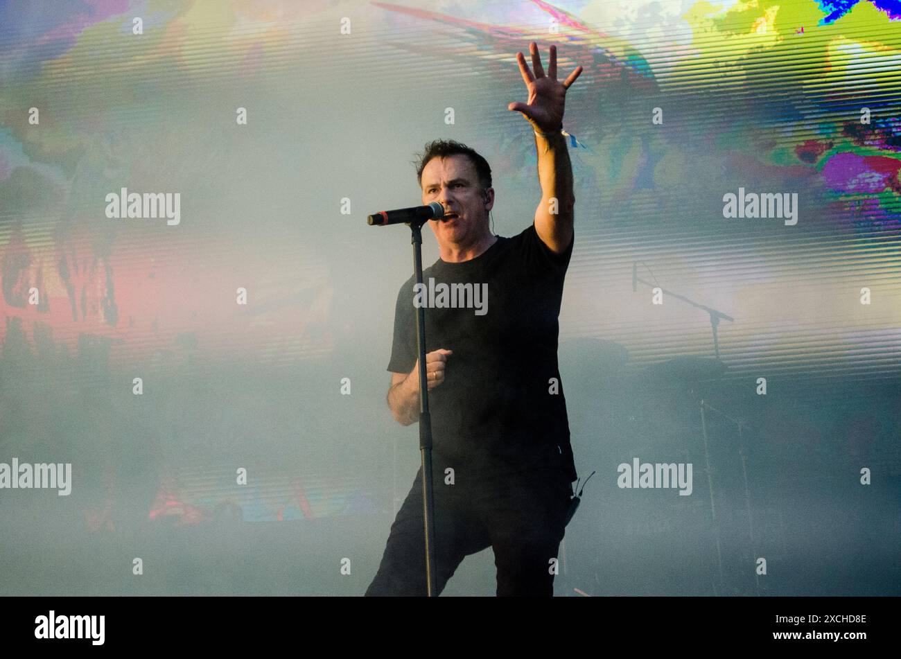 Hansi Kürsch dei Blind Guardian che si esibiscono al Release Athens Festival in Plateia Nerou / Grecia, giugno 2024 Foto Stock