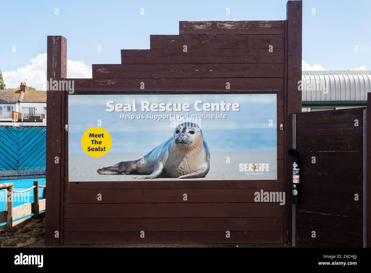Un cartello per il Sea Life Seal Rescue Centre a Hunstanton nel Norfolk. Foto Stock