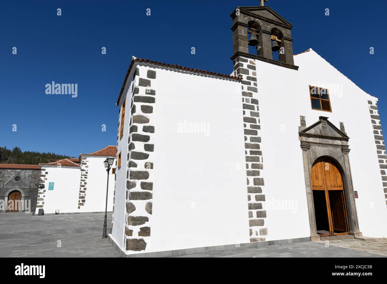 Vilaflor de Chasna, chiesa di San Pedro Apostol (XVI-XVII secolo). Tenerife, provincia di Santa Cruz de Tenerife, Isole Canarie, Spagna. Foto Stock