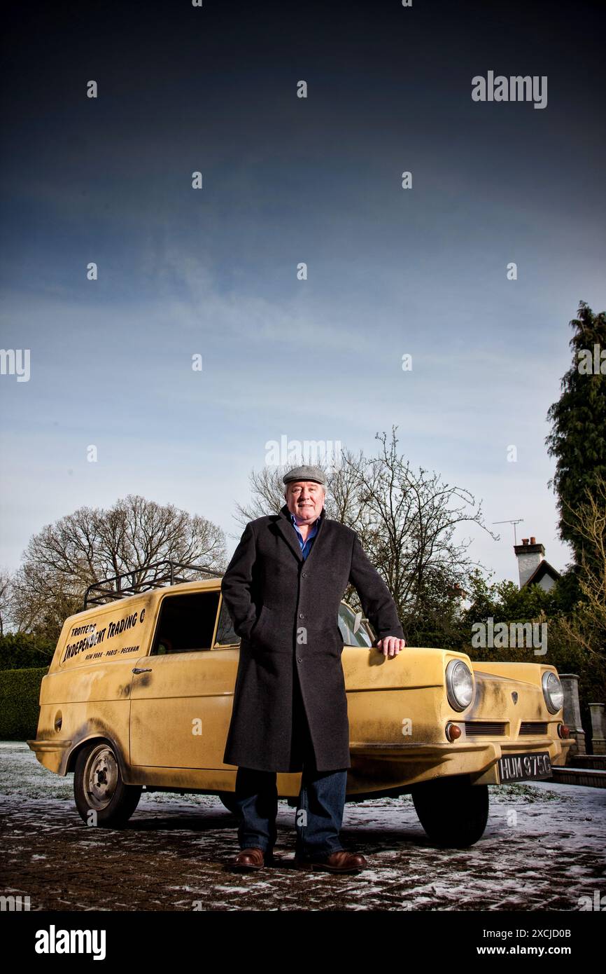 John Sullivan - Creatore di Only Fools and Horses, fotografato nella sua Essex Home. Foto Stock