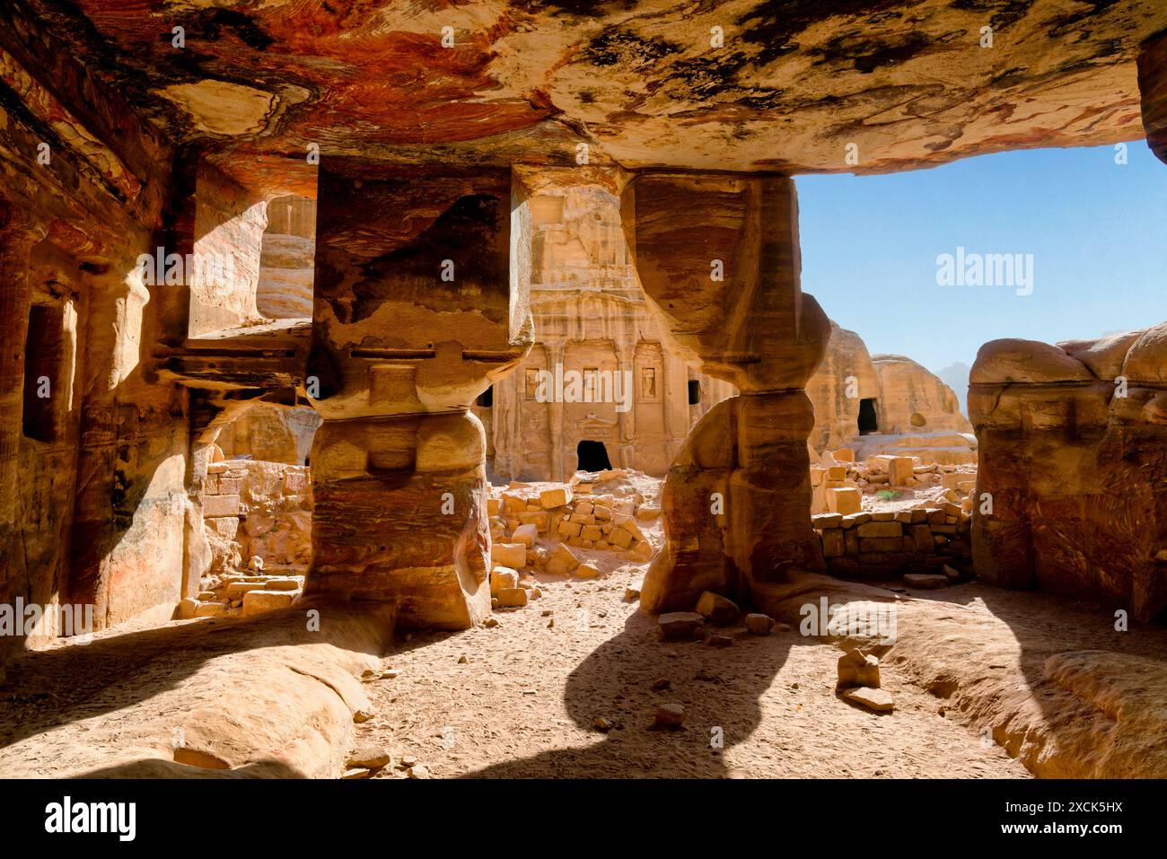 Interno di un'antica dimora, Petra, Giordania Foto Stock