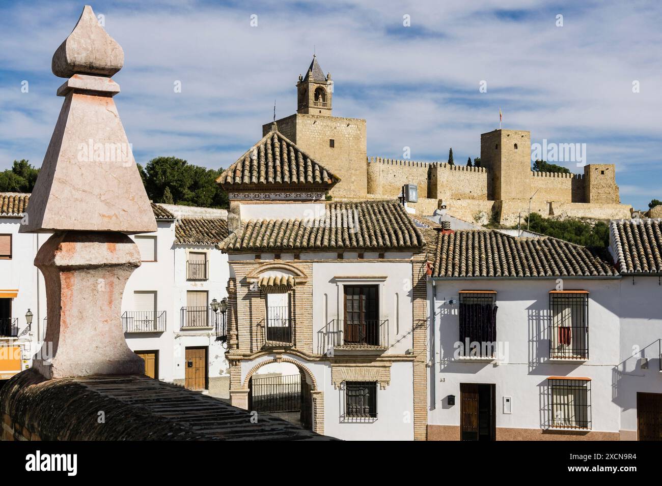 castello Alcazaba e vista del villaggio, Antequera, XIV secolo, Antequera, Spagna Foto Stock